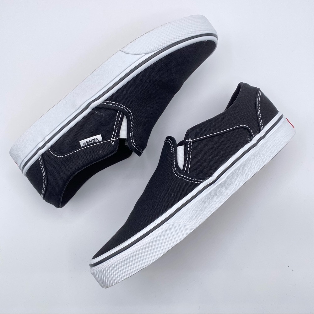 Vans Asher Basic Black Women’s Slip-On Sneaker size 7.5